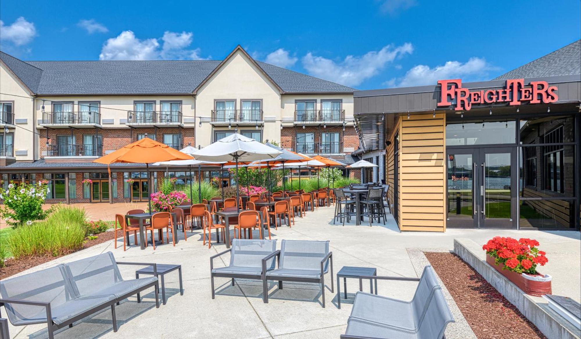 Doubletree By Hilton Port Huron Exterior photo